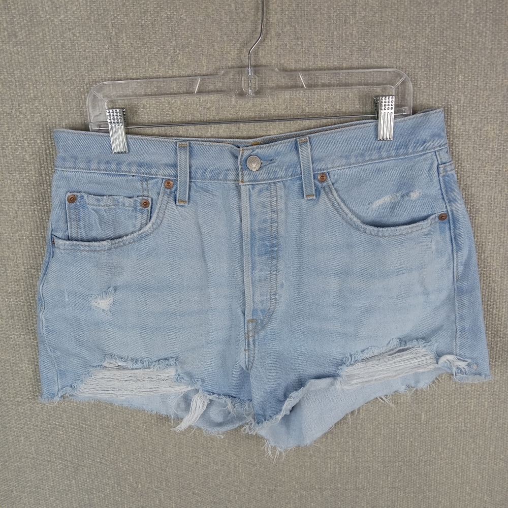 Levi’s 501 Original Cutoff Denim Shorts Size W32 Light Wash Distressed High Rise